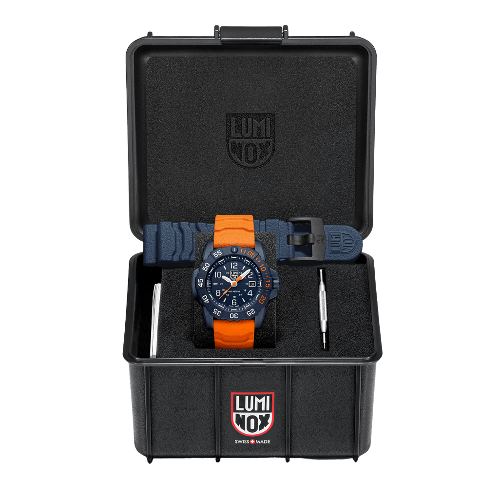 Navy SEAL Foundation Back To The Blue, 45 mm, Military Dive Watch