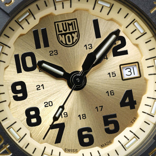 Navy SEAL 3500 GOLD LIMITED EDITION,  Detailansicht Ziffernblatt