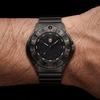 Navy SEAL Foundation, 43 mm, Military Watch - 3228.NSF	,Mood image with wrist watch worn