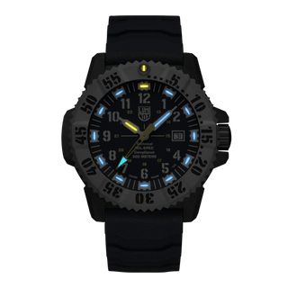 MIL-SPEC, 45 mm, Militäruhr / Taucheruhr - 3355.2, Nachtansicht mit grünen und orangenen Leuchtröhren