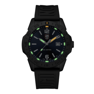 Pacific Diver, 44 mm, Taucheruhr - 3123.B	, Nachtansicht mit grünen und orangenen Leuchtröhren