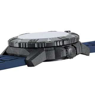 Red Bull Racing Automatic, Limited Edition, 45 mm, Outdoor Uhr - 3863.ARB	, Seitenansicht mit Krone und Armband