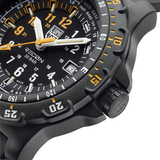 RECON Point Man, 45 mm, Heritage Uhr - 8825.H.SET	, Detailansicht Ziffernblatt und Krone