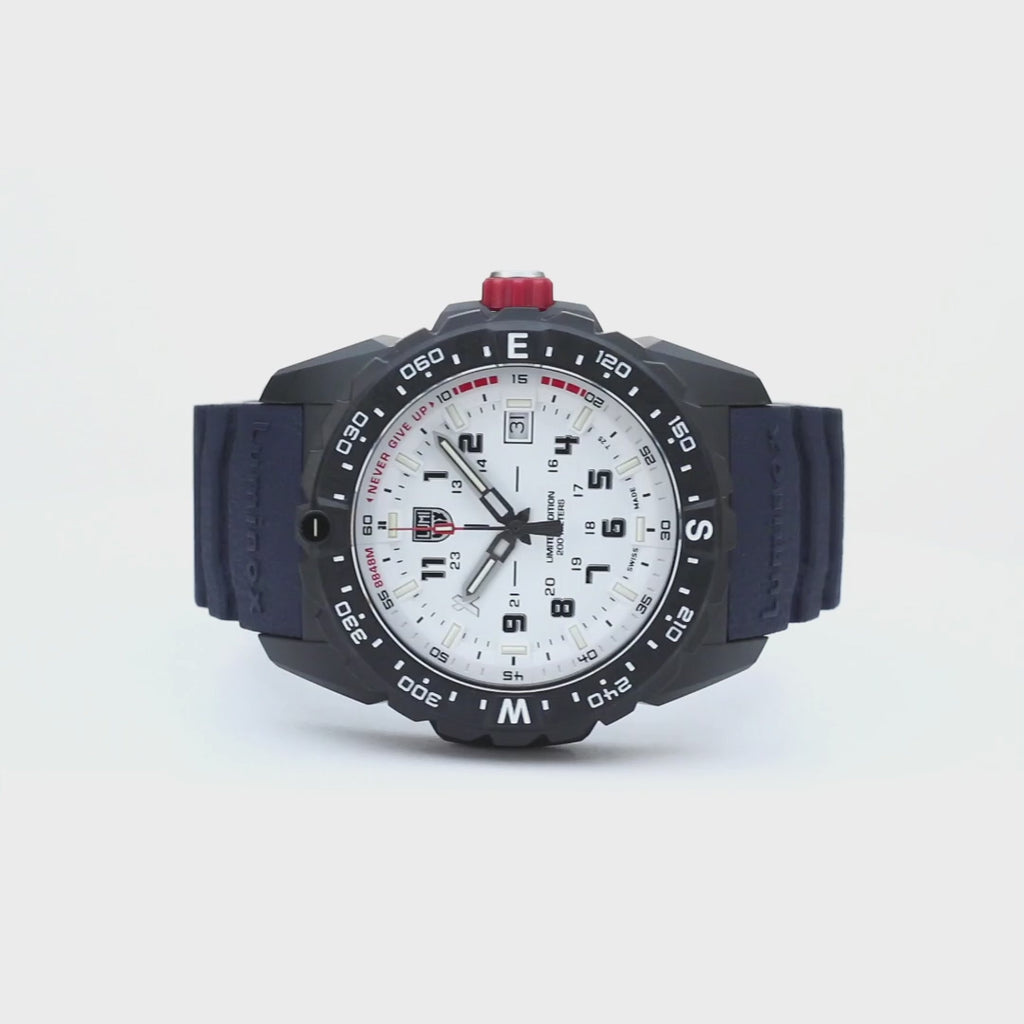 Bear Grylls Survival, 43 mm, Outdoor-Uhr, XB.3737, Abnehmbarer Rammschutz, der das Glas zusätzlich schützt, Uhr Video